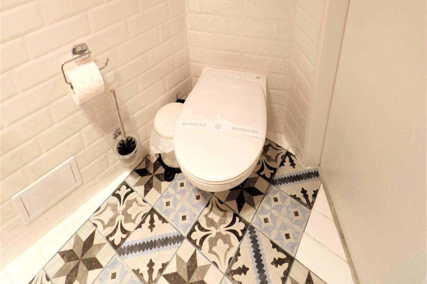 Charming City Center Apartment - Free Minibar Bucarest Exterior foto