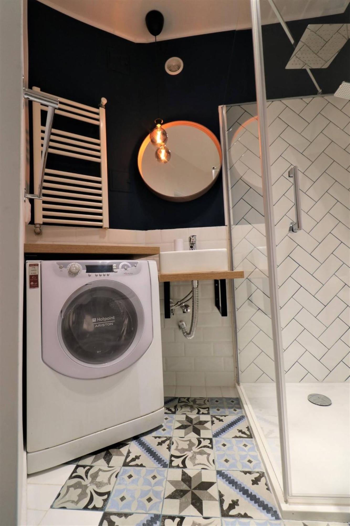 Charming City Center Apartment - Free Minibar Bucarest Exterior foto